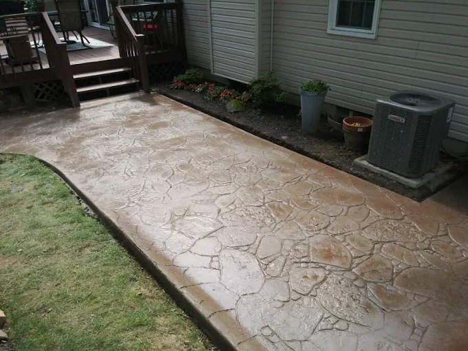 Flagstone stamped concrete patio